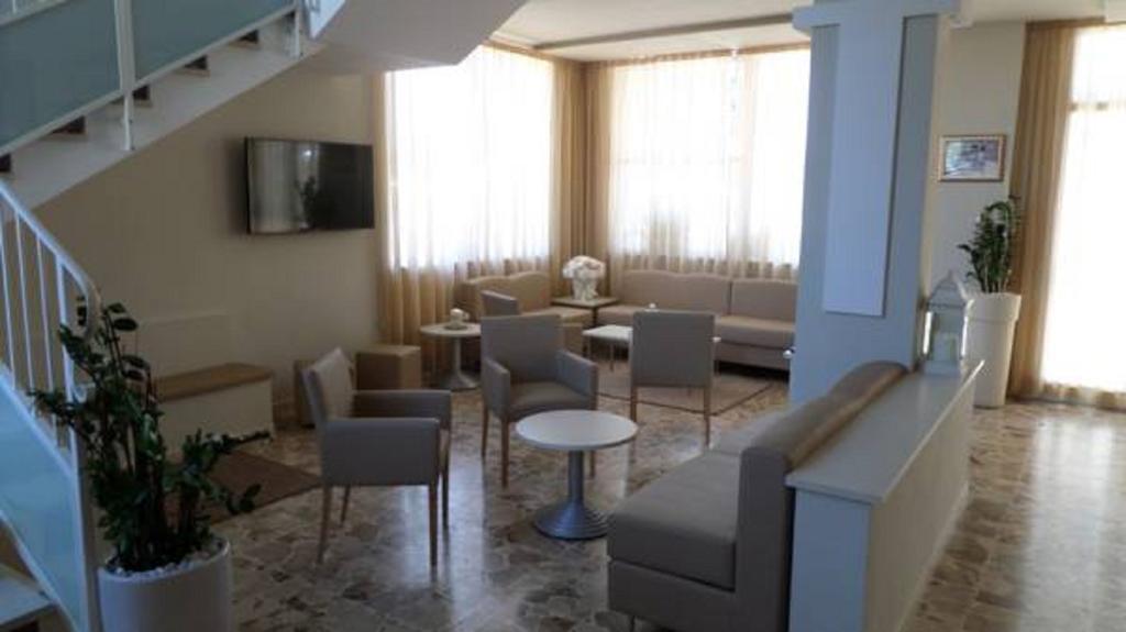 Hotel Sorriso San Mauro Mare Extérieur photo